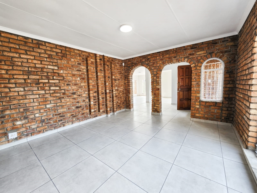 3 Bedroom Property for Sale in Vaalpark Free State